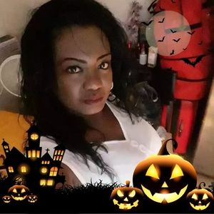 Meet your Posher, Ashee